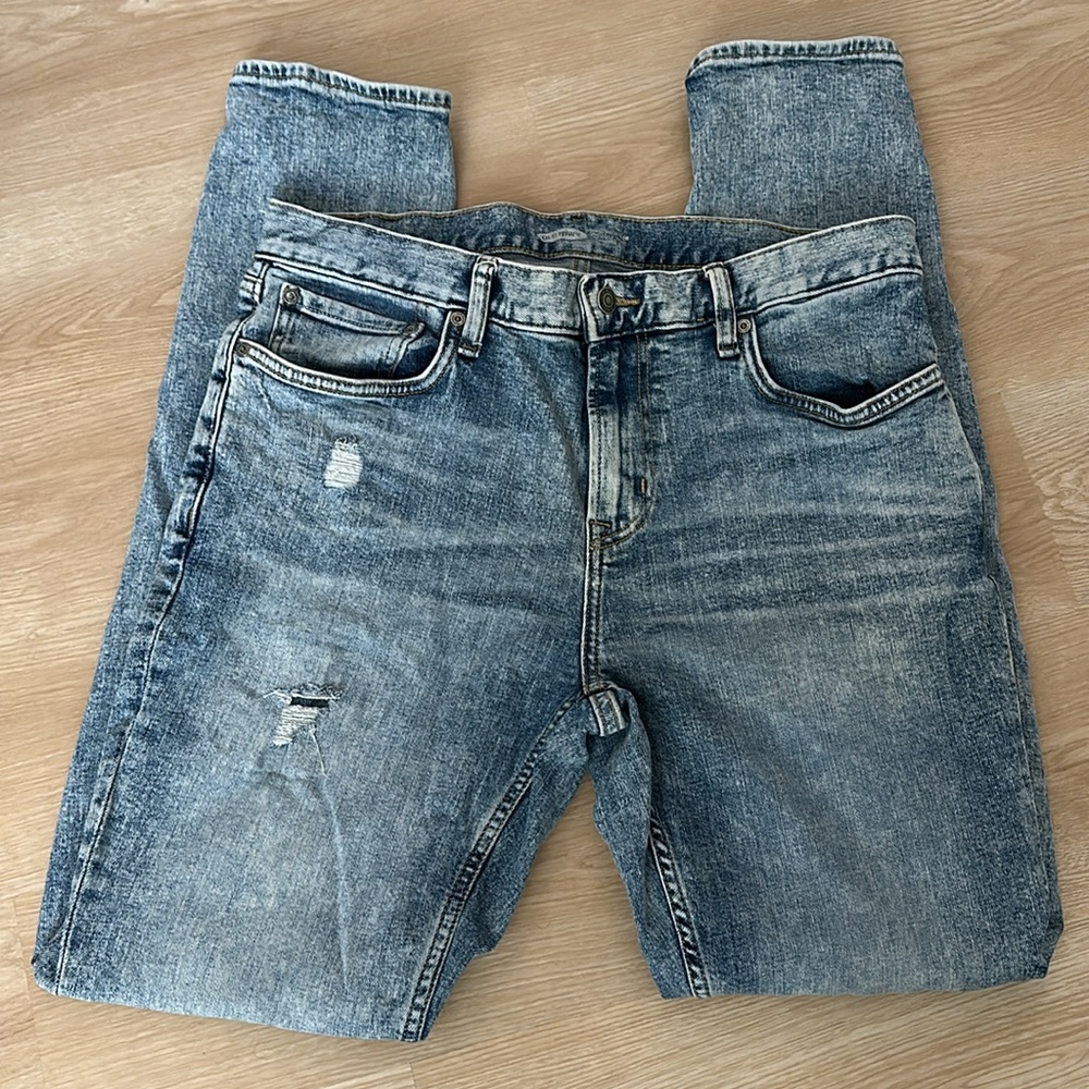 OLD NAVY Relaxed Slim Stone Washed Distressed Jean
